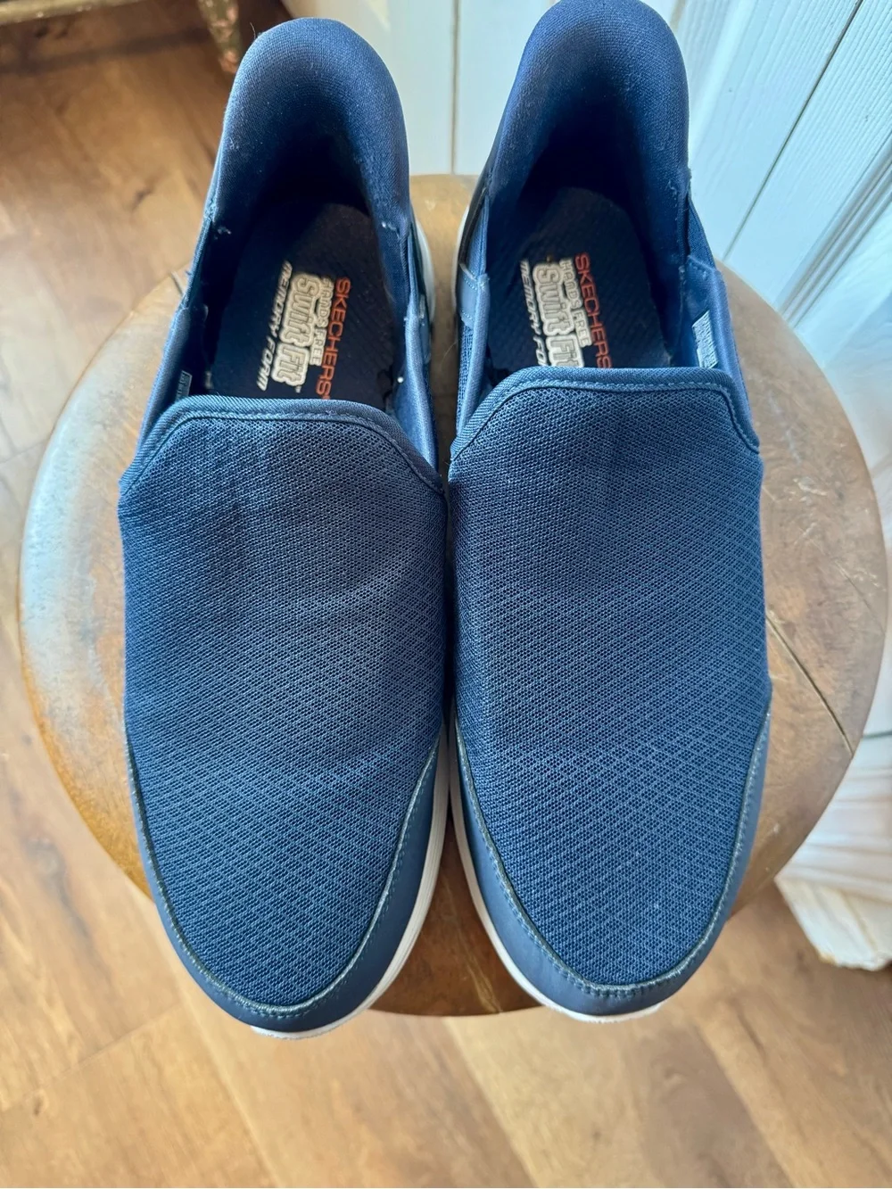 Skechers Men's Navy Slip-On Hands Free Swift Fit Sneakers
